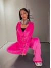 Велюровий жіночий костюм на блискавці малинового кольору 31894