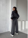 Велюровий жіночий костюм на блискавці сірого кольору 31471