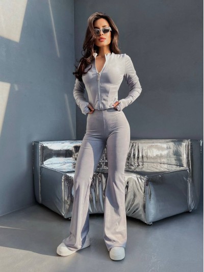 Велюровый женский костюм серого цвета 31424