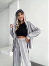 Велюровий жіночий костюм сiрого кольору 31716