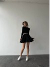 Повітряна спідниця-шорти міні чорного кольору 31096