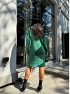 В'язана сукня до колін зеленого кольору 30069