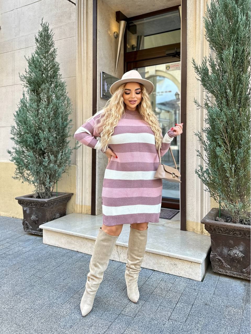 В'язане плаття в смужку пудрового кольору 29892