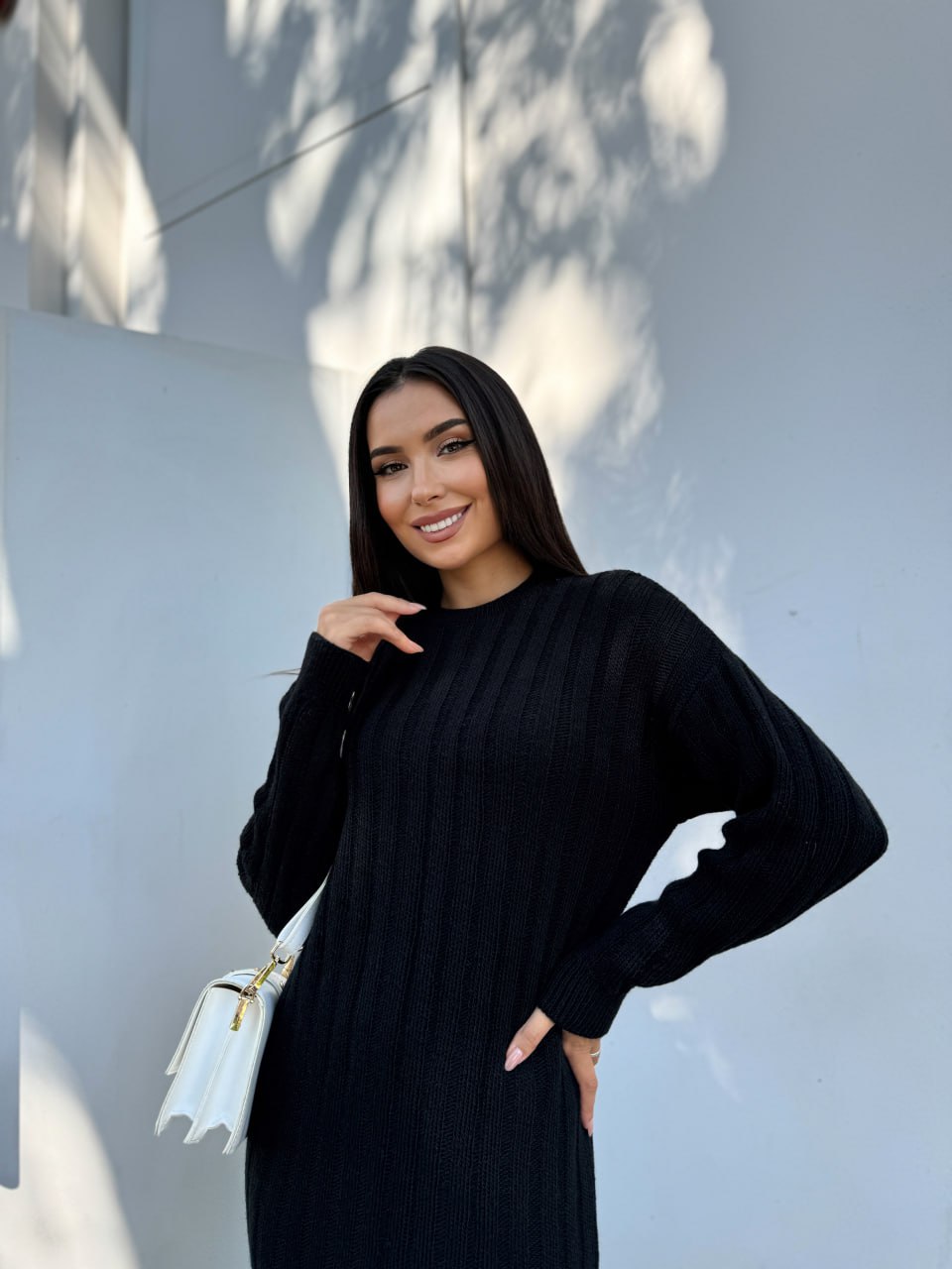 В'язана напіввовняна сукня чорного кольору 29962