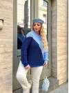 В'язаний жіночий светр синього кольору 29900