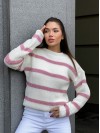 Вязаный женский свитер в полоску молочного цвета 30063