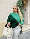 В'язаний жіночий светр зеленого кольору 29902