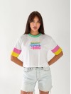 Жіноча яскрава футболка з написом бiлого кольору 33300