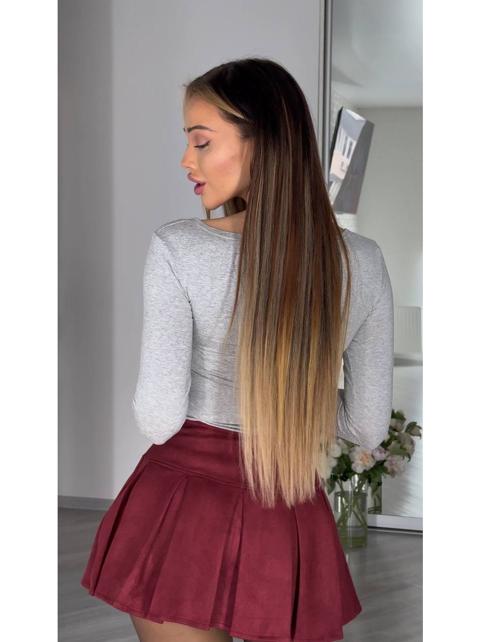 Замшева міні спідниця-шорти бордового кольору 31435