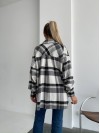 Жіноча байкова сорочка в клітинку чорного кольору 29293