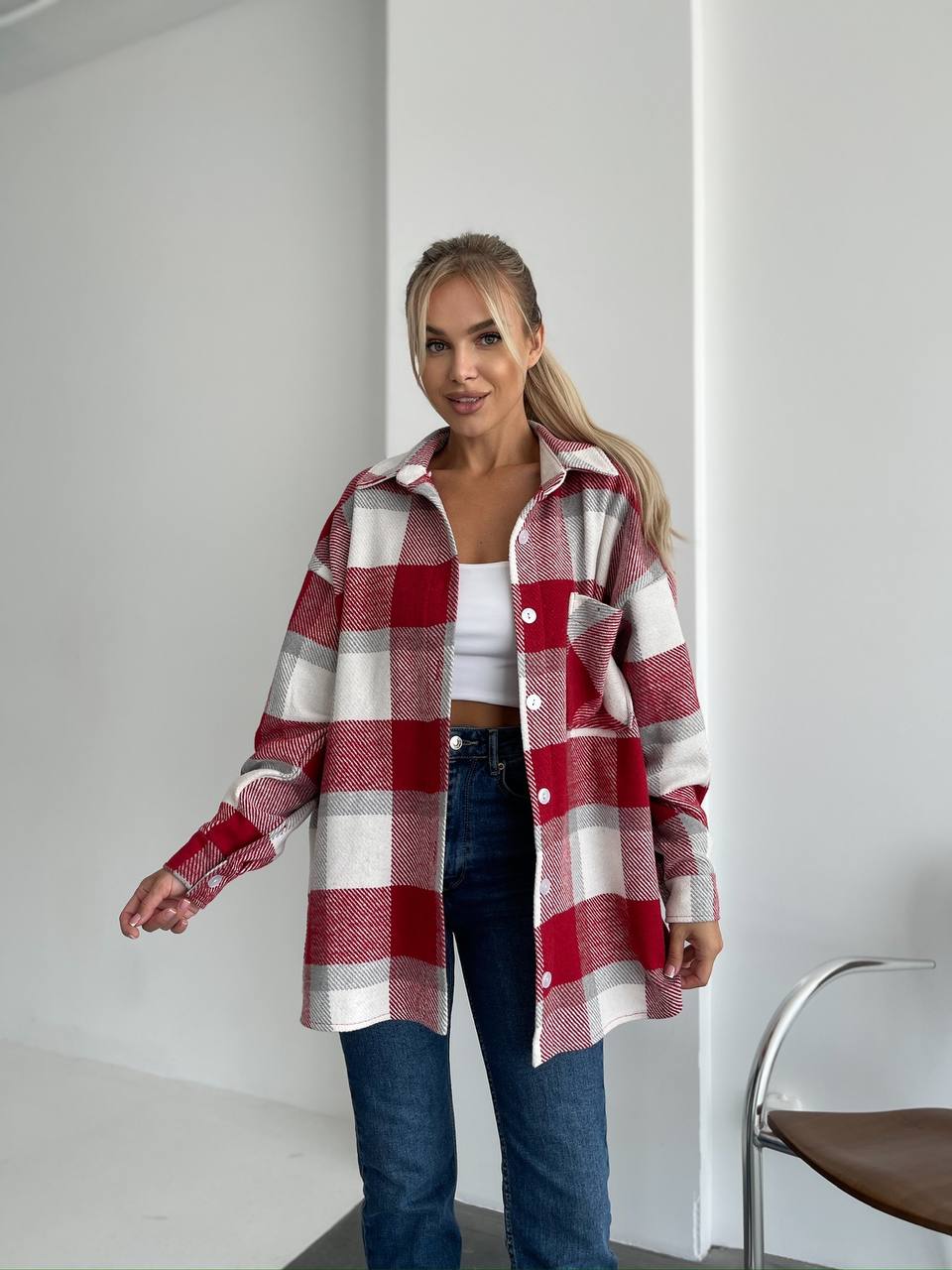 Жіноча байкова сорочка в клітинку червоного кольору 29294