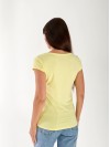 Женская футболка с большой горловиной желтого цвета 33237