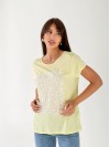Жіноча футболка з паєтками жовтого кольору 33303