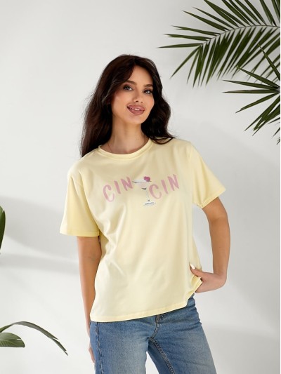 Жіноча футболка з малюнком жовтого кольору 32549