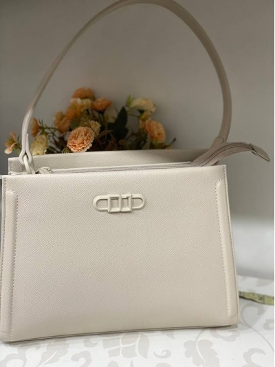 Жіноча класична сумка з еко-шкіри бежевого кольору 32192