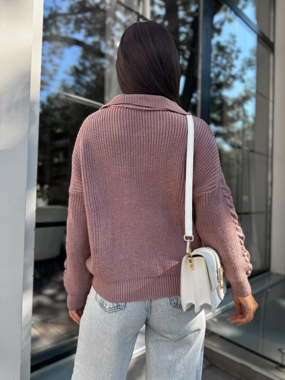 Женская кофта с отложенным воротником пудрового цвета 29956