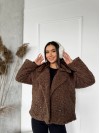 Женская короткая шуба из букле коричневого цвета 29808