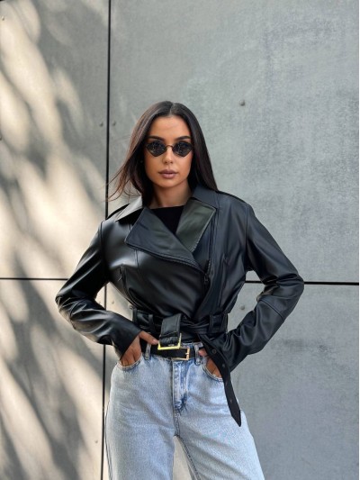 Жіноча косуха з еко-шкіри на підкладці чорного кольору 32310