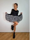 Жіноча легка спідниця міні зебра чорного кольору 31378