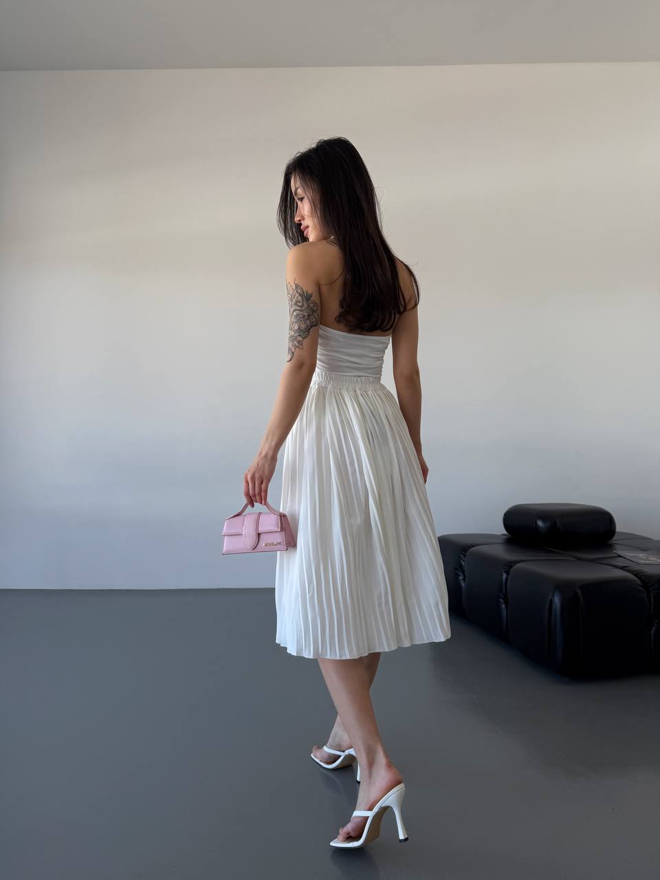 Жіноча легка спідниця плісе молочного кольору 32672