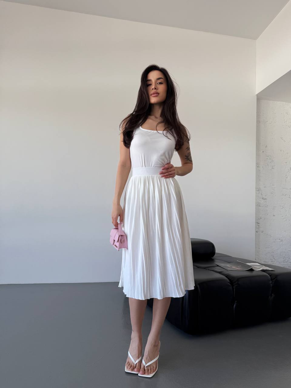 Жіноча легка спідниця плісе молочного кольору 32672