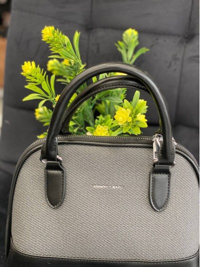 Жіноча маленька комбінована сумка з еко-шкіри чорного кольору 32375