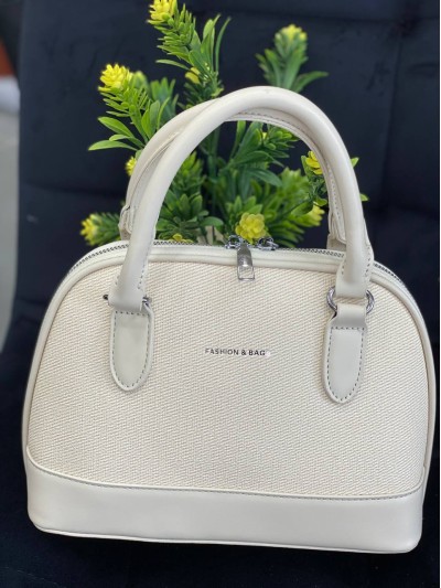 Жіноча маленька комбінована сумка з еко-шкіри молочного кольору 32377