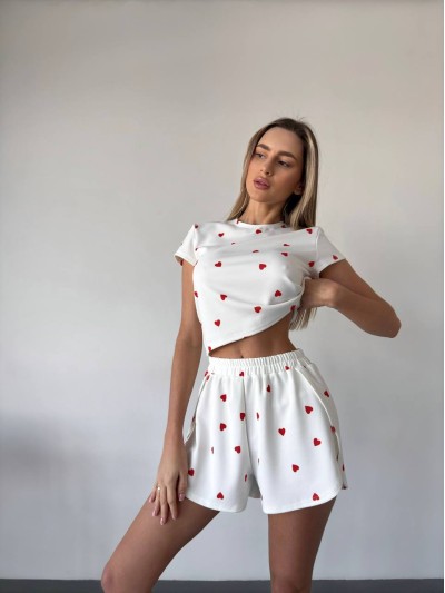 Жіноча піжама білого кольору в серця 27570