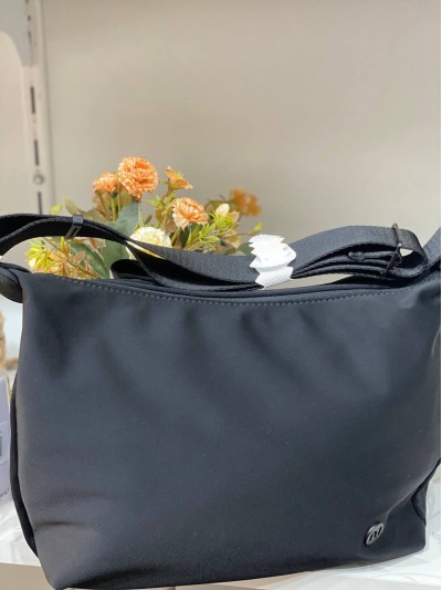 Жіноча повсякденна сумка через плече з еко-шкіри чорного кольору 32508