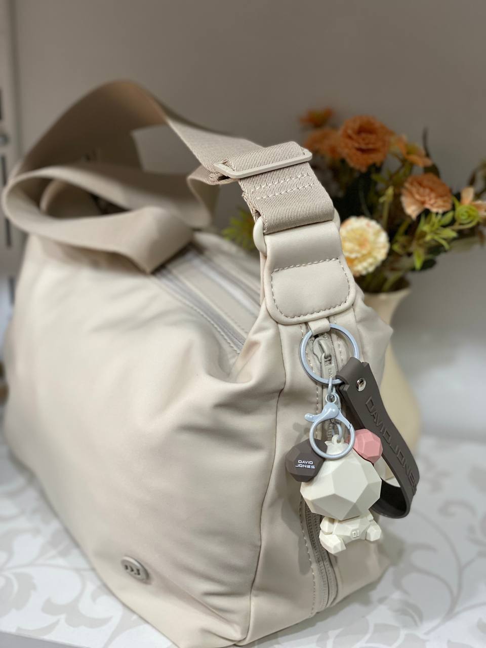 Женская повседневная сумка через плече из эко-кожи молочного цвета 32512