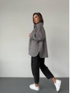 Жіноча сорочка з букле сірого кольору 30900