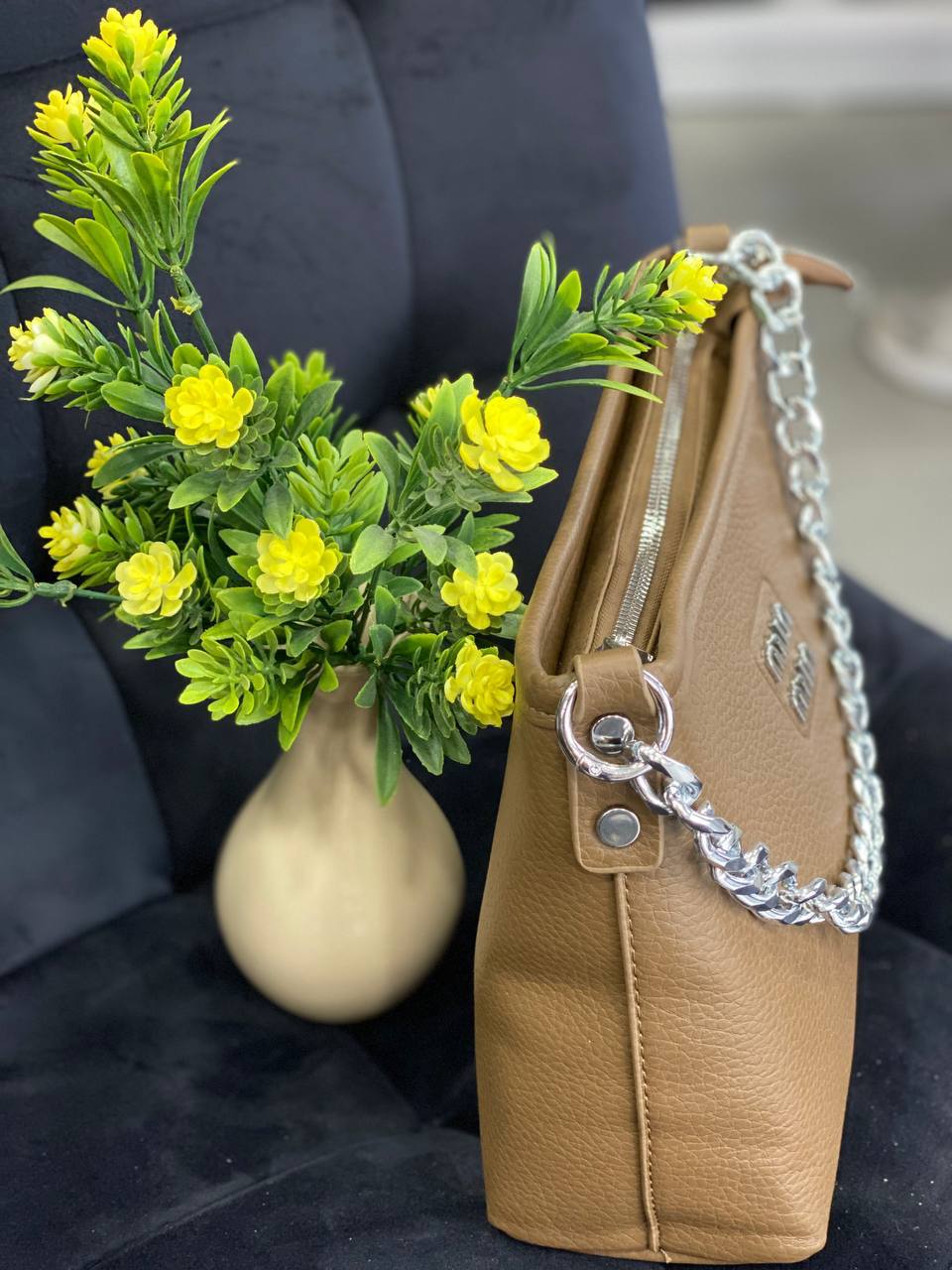 Жіноча сумка через плече із еко-шкіри коричневого кольору 32241