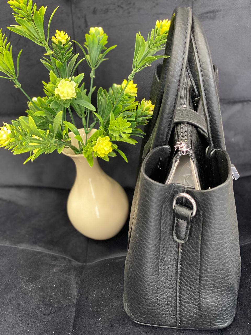 Жіноча сумка шопер із еко-шкіри чорного кольору 32365