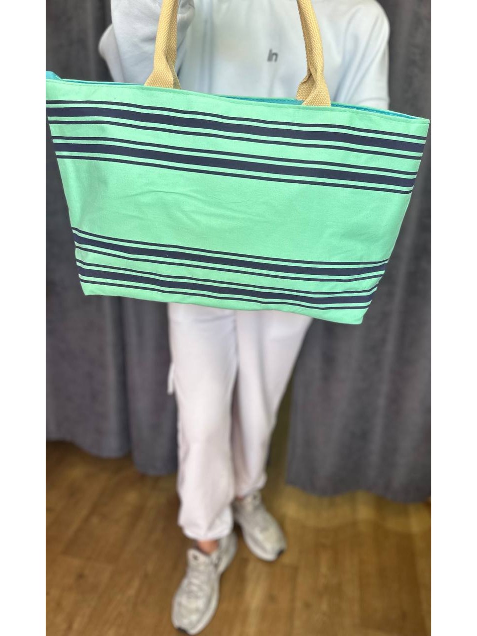 Женская вместительная сумка на плече зеленого цвета 32746