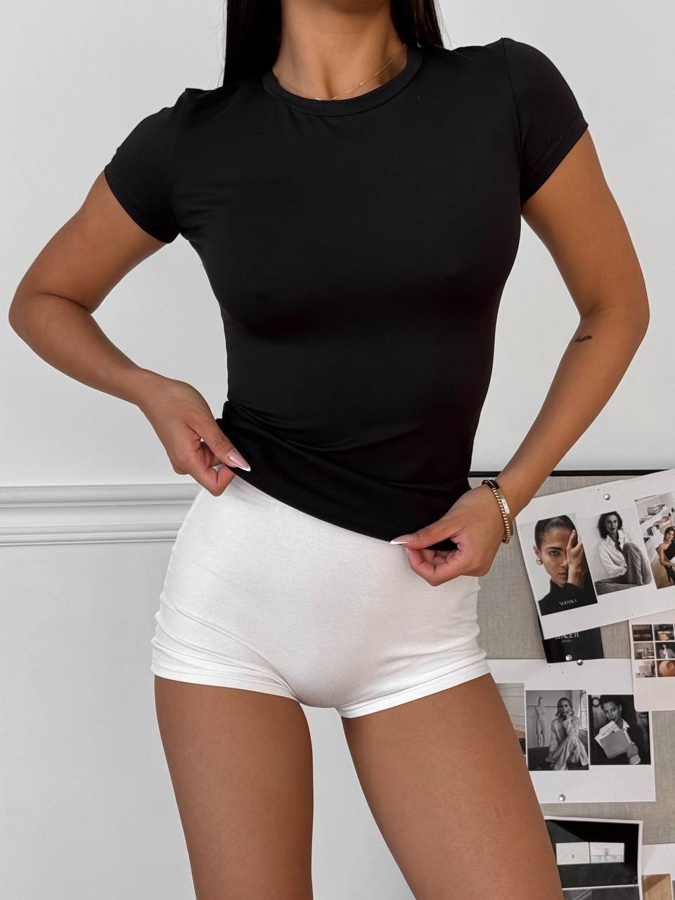 Жіночі короткі шорти молочного кольору 32664