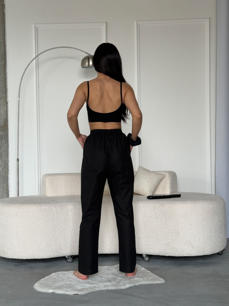 Женские повседневные штаны черного цвета 27444