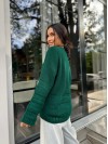Жіночий базовий светр смарагдового кольору 30183