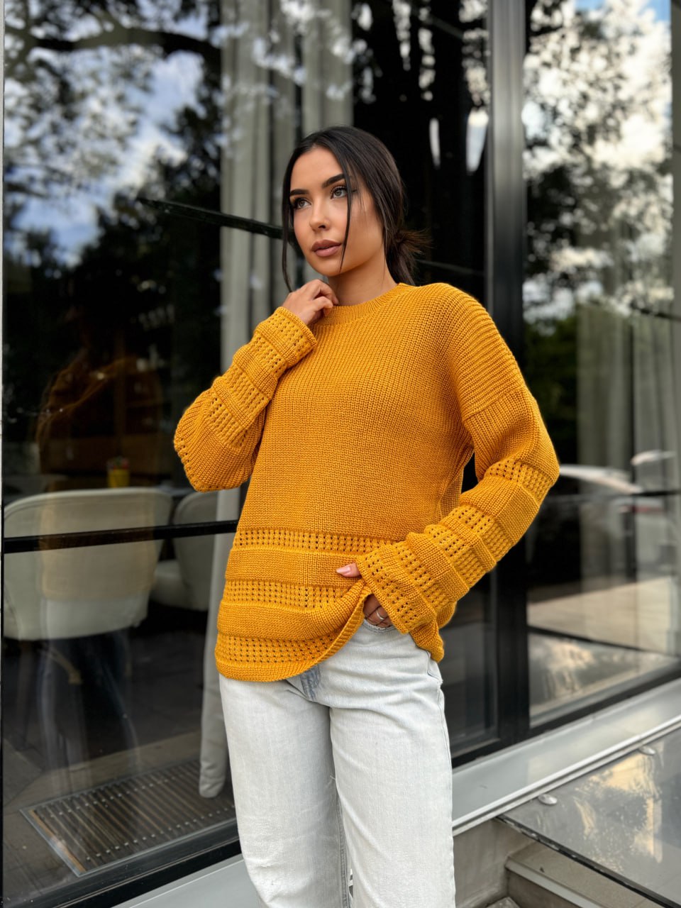 Жіночий базовий светр помаранчевого кольору 30178