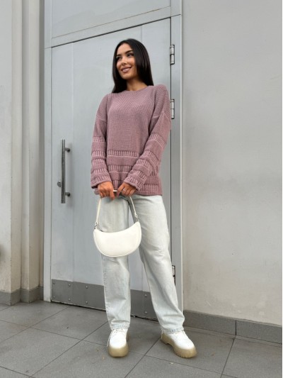 Жіночий базовий светр пудрового кольору 30177