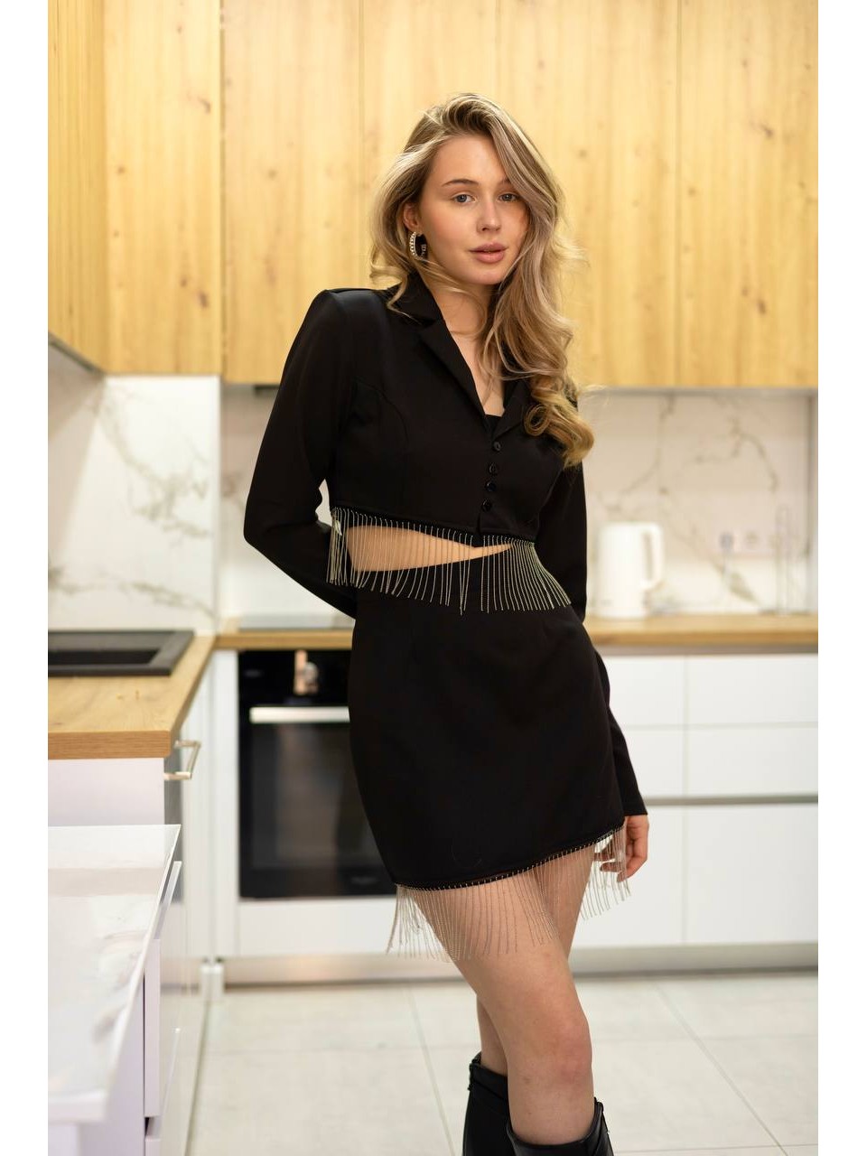 Женский классический костюм с бахромой черного цвета 31433