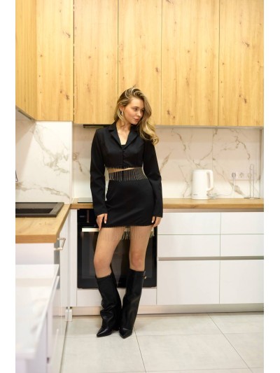 Класичний жіночий костюм з бахромою чорного кольору 31433