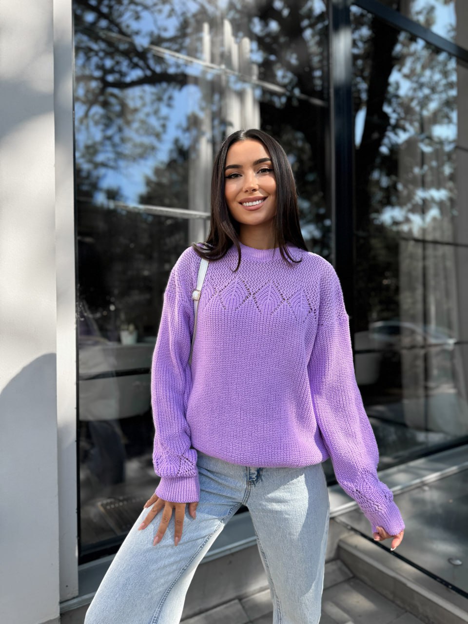 Класичний жіночий светр бузкового кольору 30189