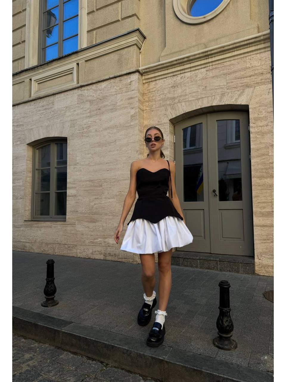 Жіночий комплект (спідниця+корсет) чорного кольору 29639