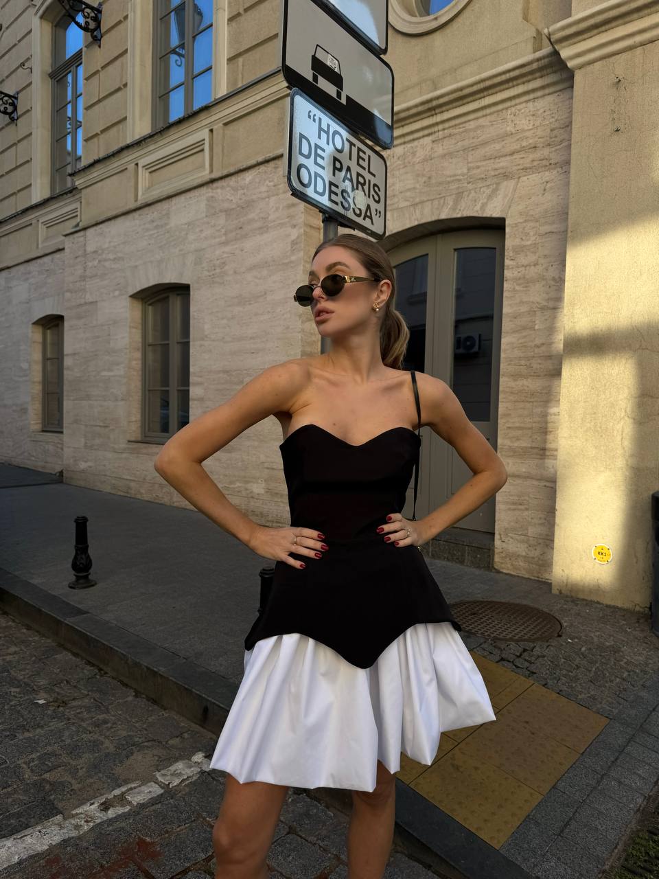 Жіночий комплект (спідниця+корсет) чорного кольору 29639