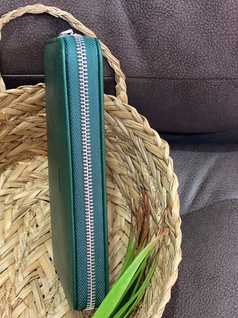 Женский кошелек из эко-кожи изумрудного цвета 32479