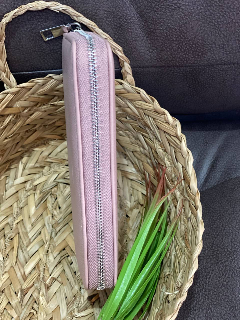 Женский кошелек из эко-кожи розового цвета 32478