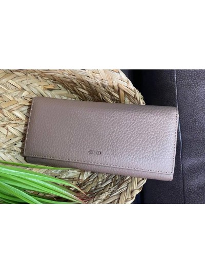 Женский кошелек из гладкой эко-кожи кофейного цвета 32482