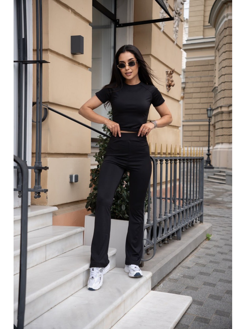 Жіночий костюм із мікро-дайвінгу чорного кольору 28305