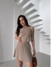 Жіночий легкий костюм 2-ка зі спідницею бежевого кольору 31653