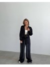 Жіночий легкий костюм на блискавці чорного кольору 33117